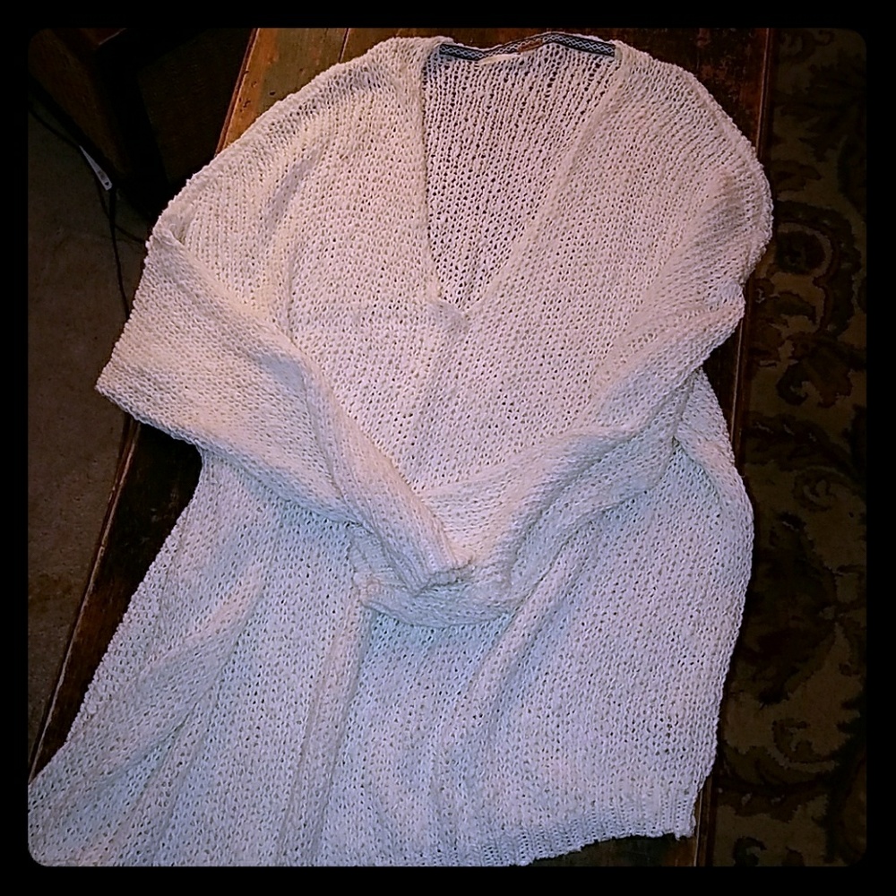 Free People white tunic sweater