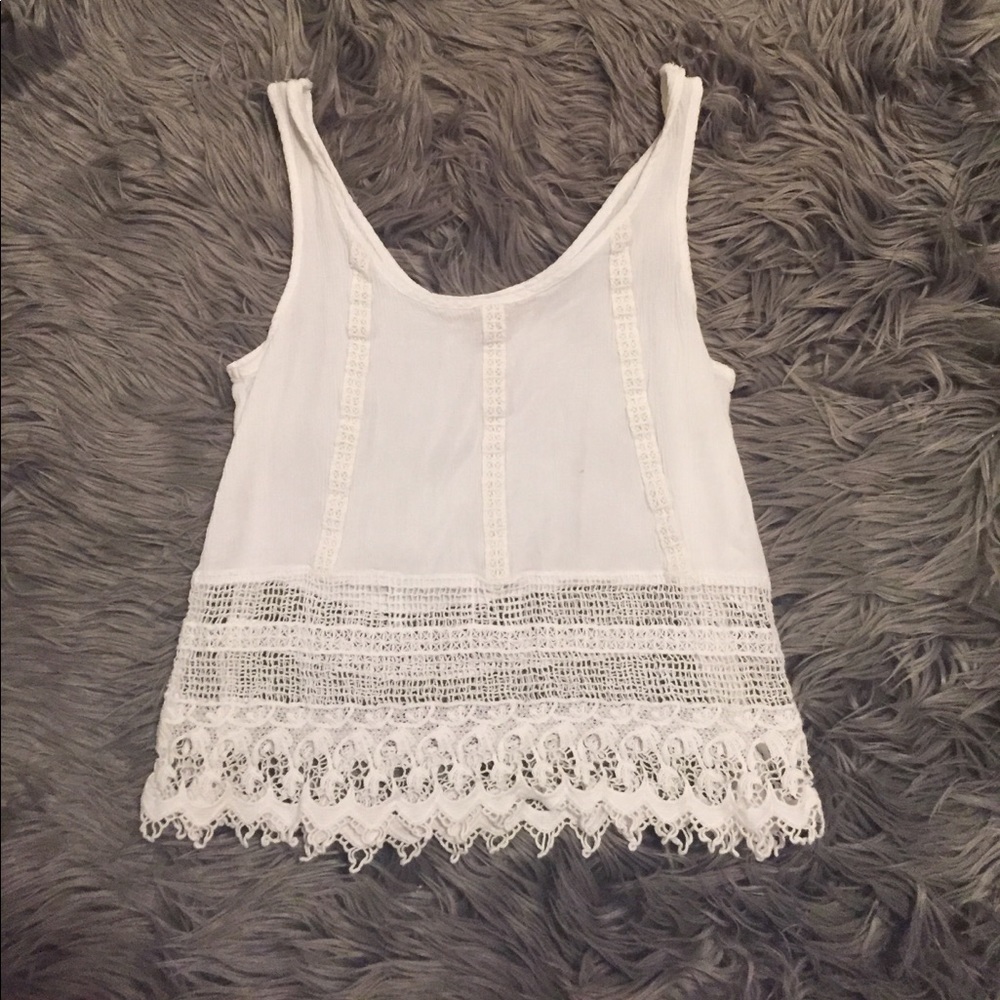 White crop tank