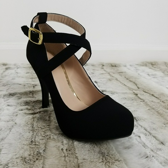New Faux Suede Black Cross Strapped High Heels - Picture 4 of 4