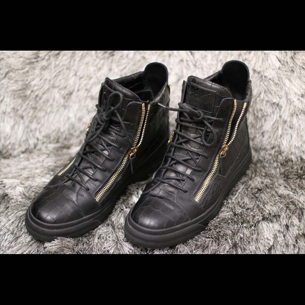 Giuseppe Zanotti Crocodile Embossed Sneaker