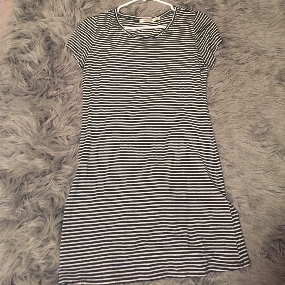 T-shirt dress