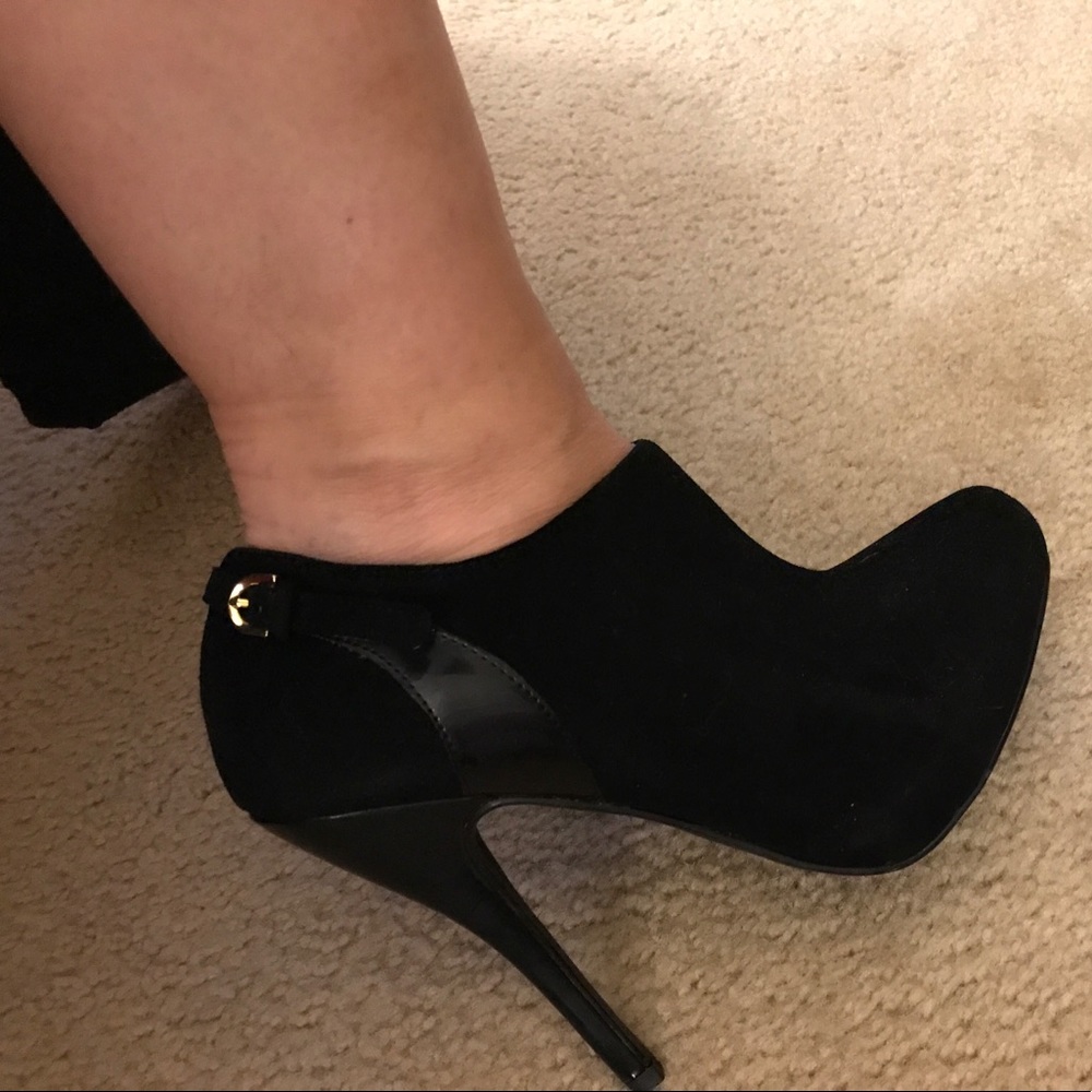 Booties - Picture 3 of 3