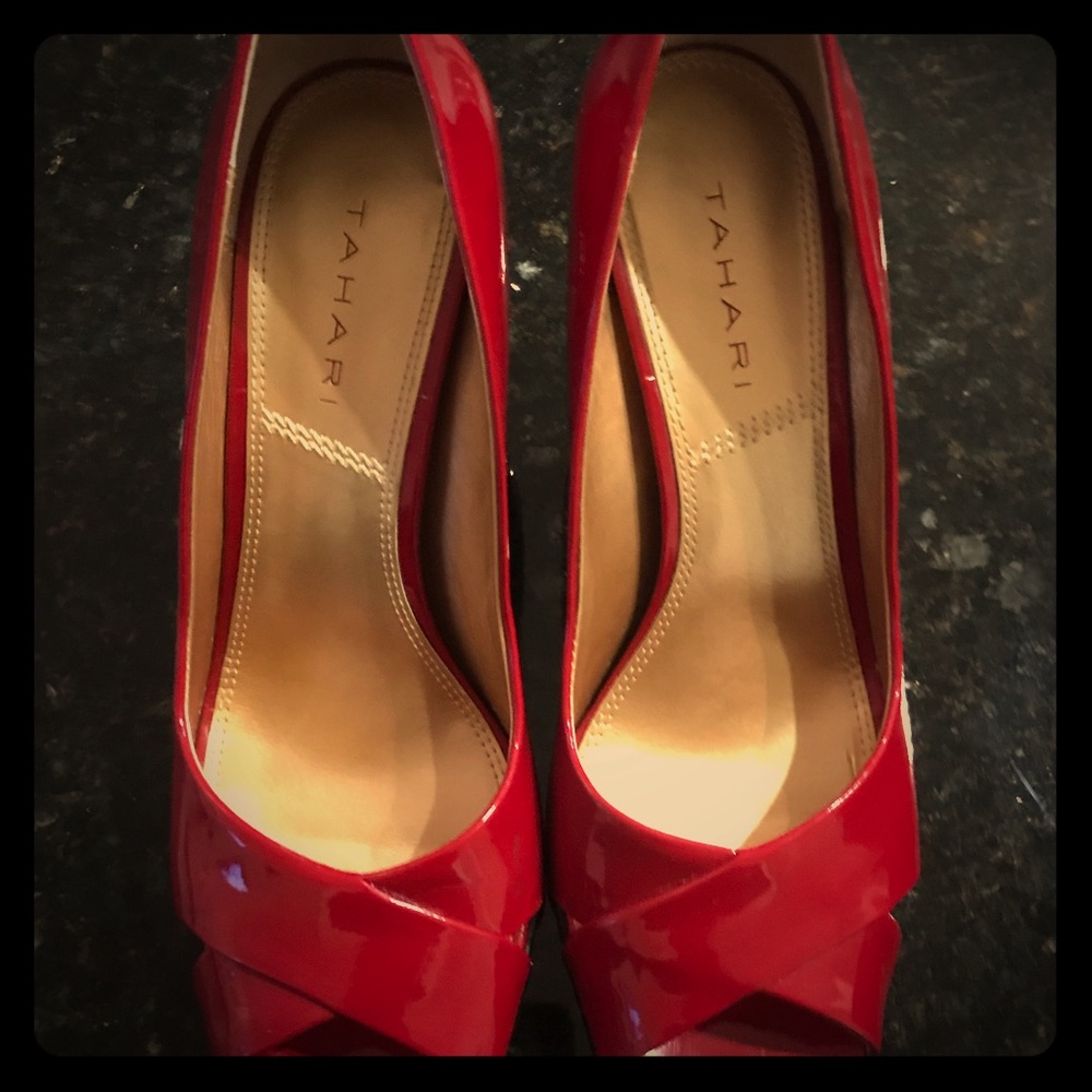 Tajarí Red Heels