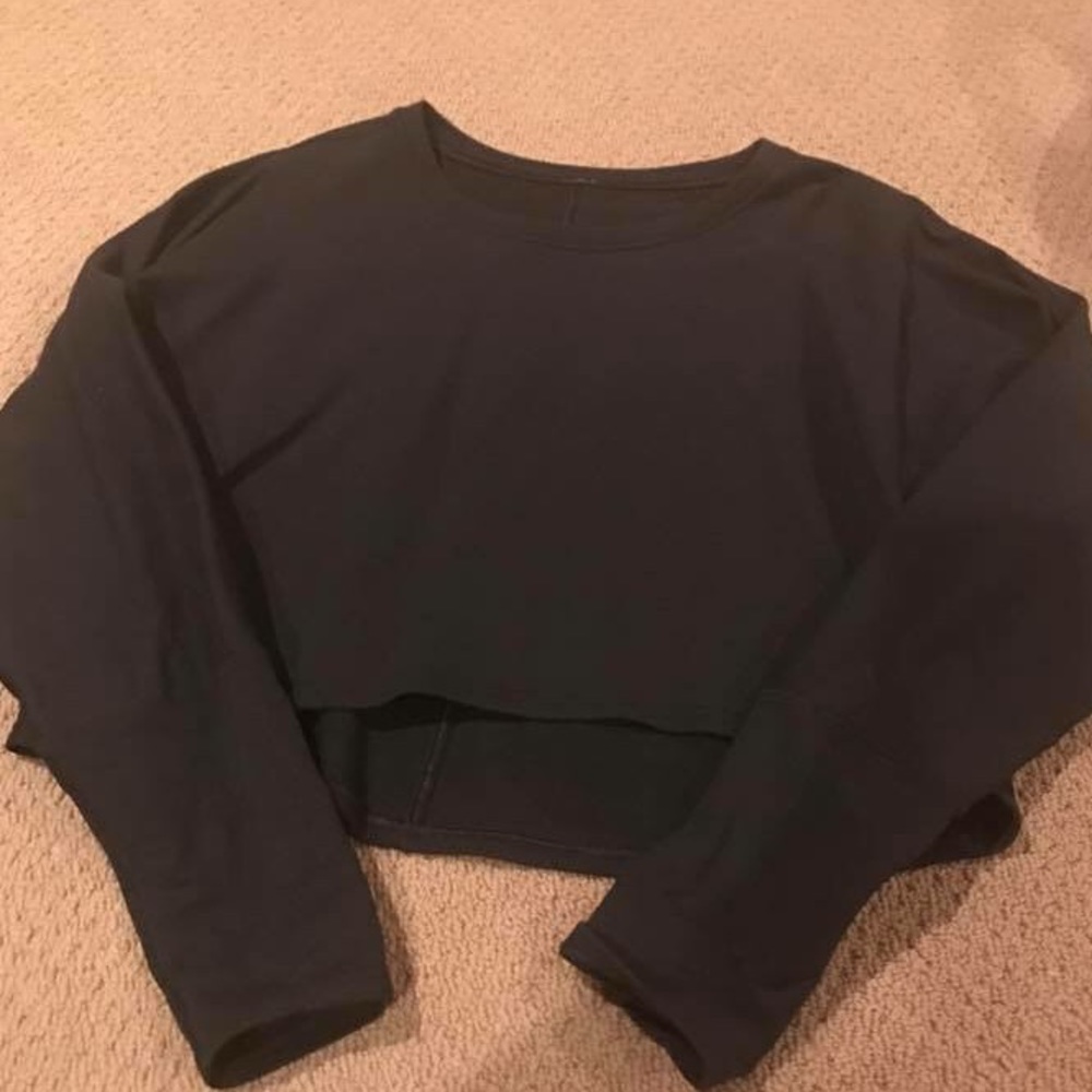 Lululemon cropped sweater