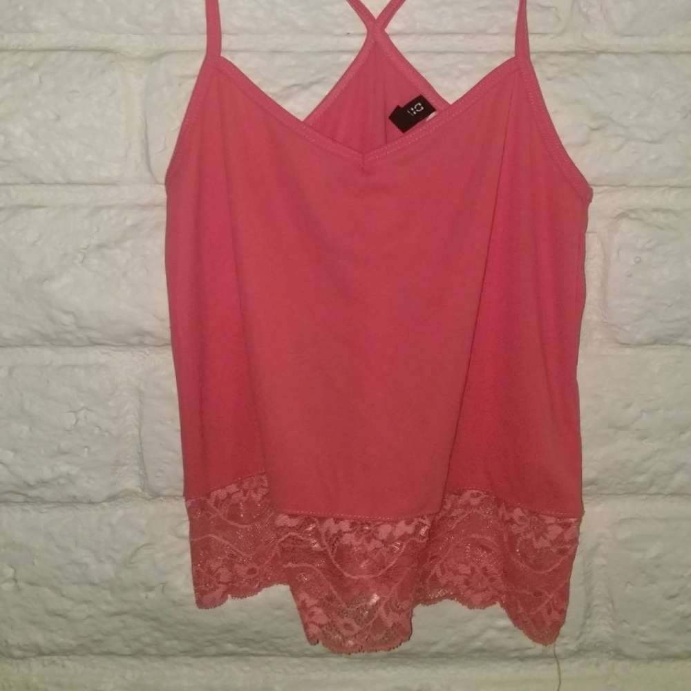 H&M Lace Crop Top in Pink