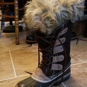 Sorel Joan of Arctic size 9 EUC