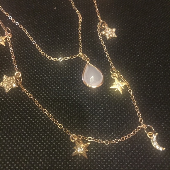 🌟 Pretty Star and moon double chain ⭐️ - Picture 2 of 9