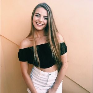 Meet your Posher, Averie