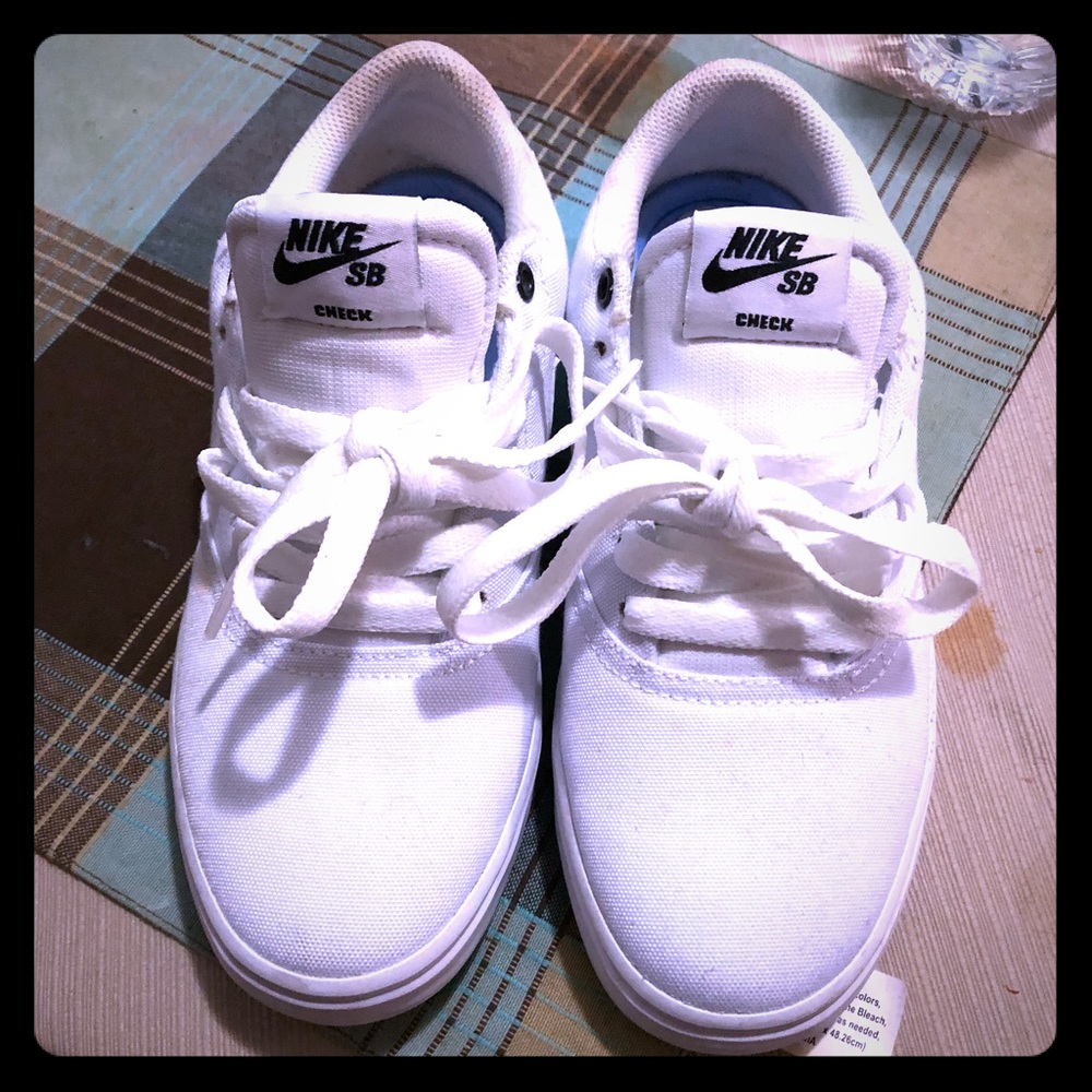 Women Nike shoes