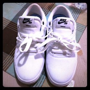 Women Nike shoes