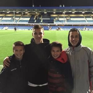 Meet your Posher, Connor