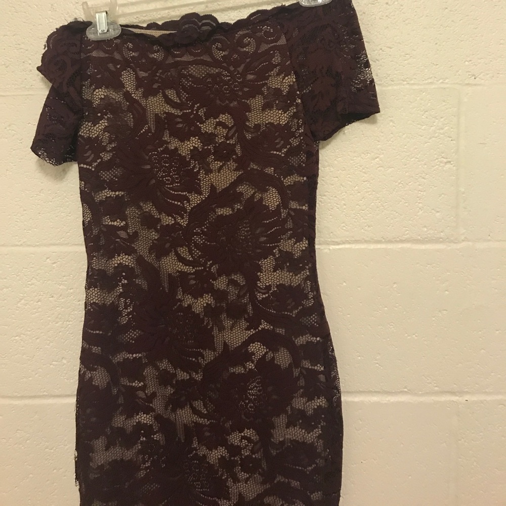 Maroon lace figure hugging dress