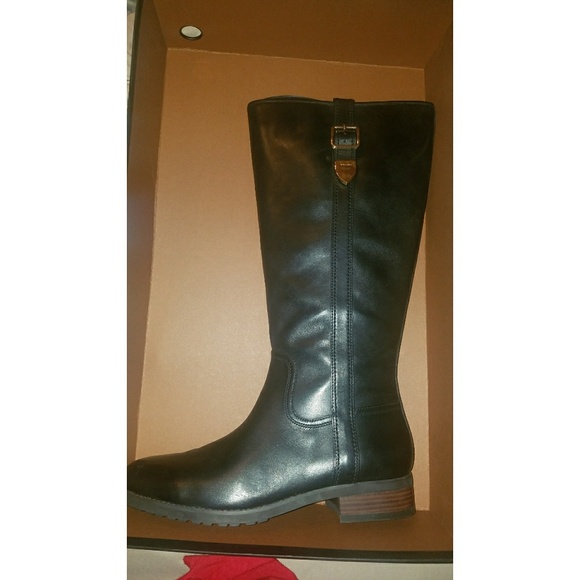 Brand new Coach easton semi matte calf boots - Picture 4 of 4