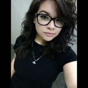 Meet your Posher, Paula