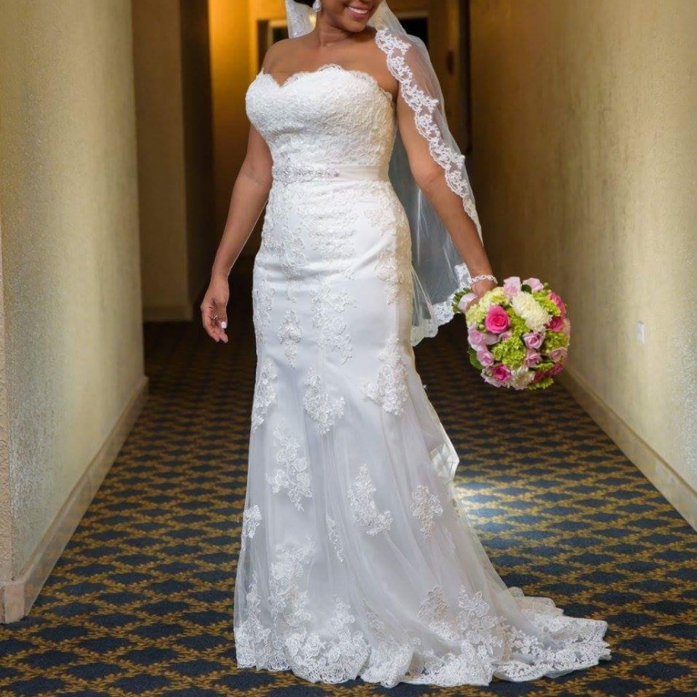 Beautiful Wedding dress by Bicici & Coty