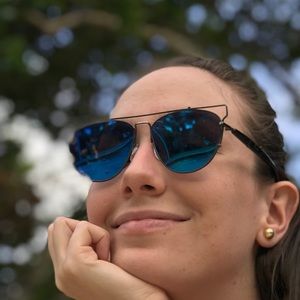 Meet your Posher, Llubiksa