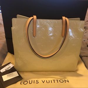 Brand New Louis Vuitton Catalina EW