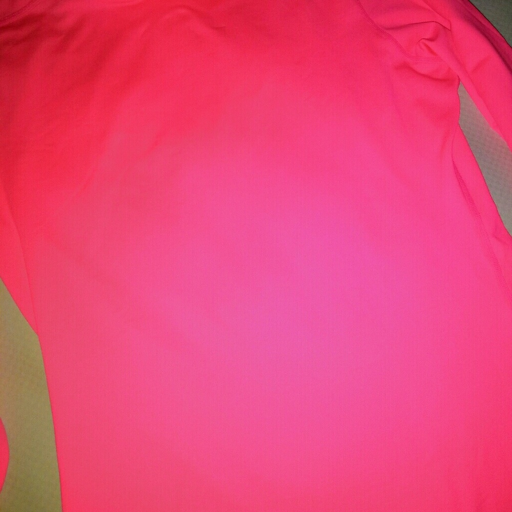 Under Armour - Picture 3 of 4