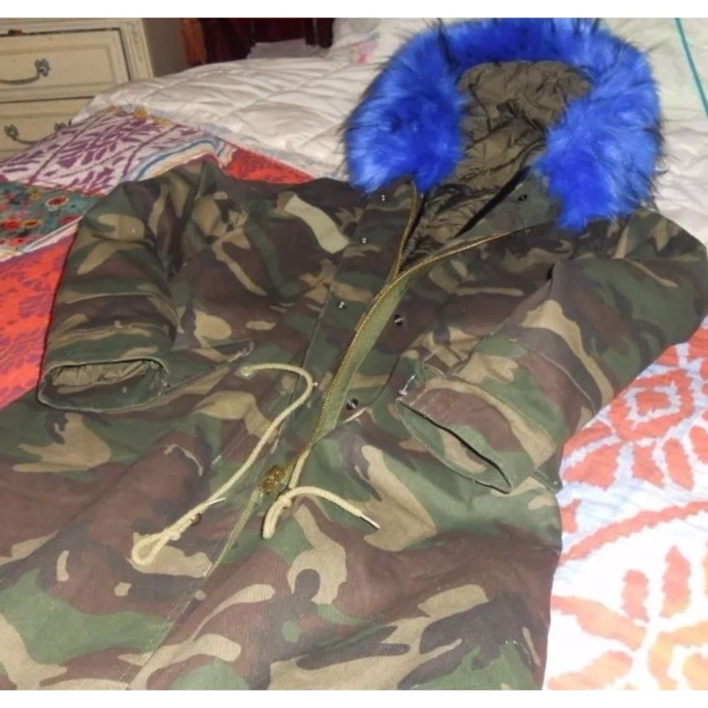 NWOT camouflage jacket by PERI LUXE, large