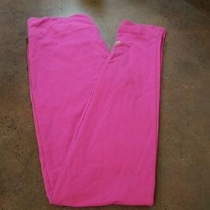 Pink yoga pants by Jois