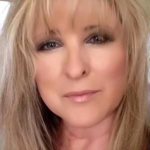 Meet your Posher, Lee