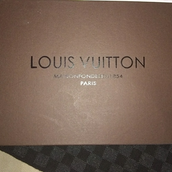 LV Beanie & Scarf - Picture 3 of 3