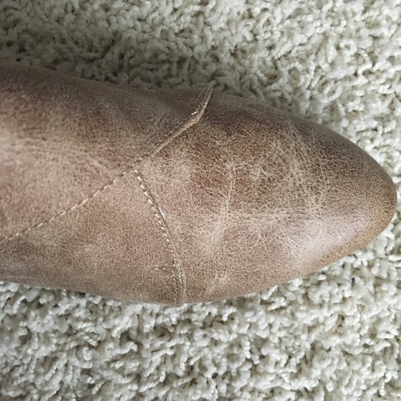 Vegan leather buckle wrap flats - Picture 5 of 5