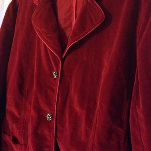 Gorgeous red velvet blazer!