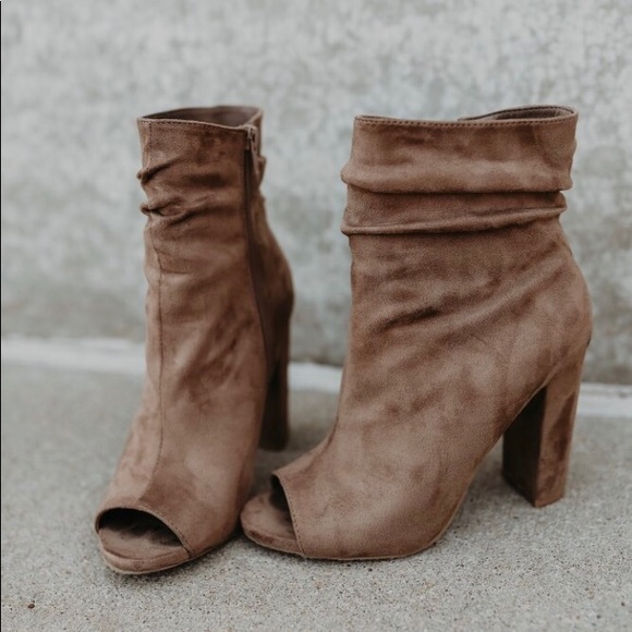 ๐RESTOCKED Charlie Vegan Suede Taupe Booties - Picture 2 of 8