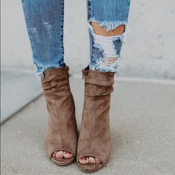 ๐RESTOCKED Charlie Vegan Suede Taupe Booties - Picture 7 of 8