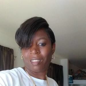 Meet your Posher, Deedee