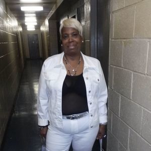 Meet your Posher, Annette