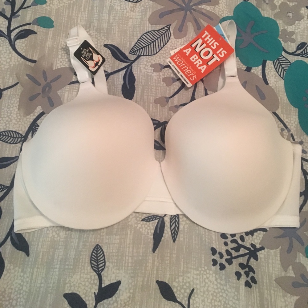 BNWT lightly padded full coverage bra - 40C