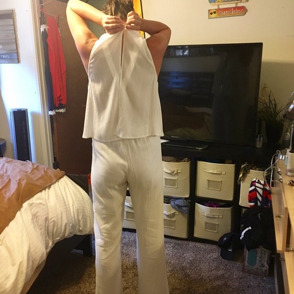 🎉SALE🎉 BNWT BB Dakota white criss cross Jumper - Picture 4 of 5