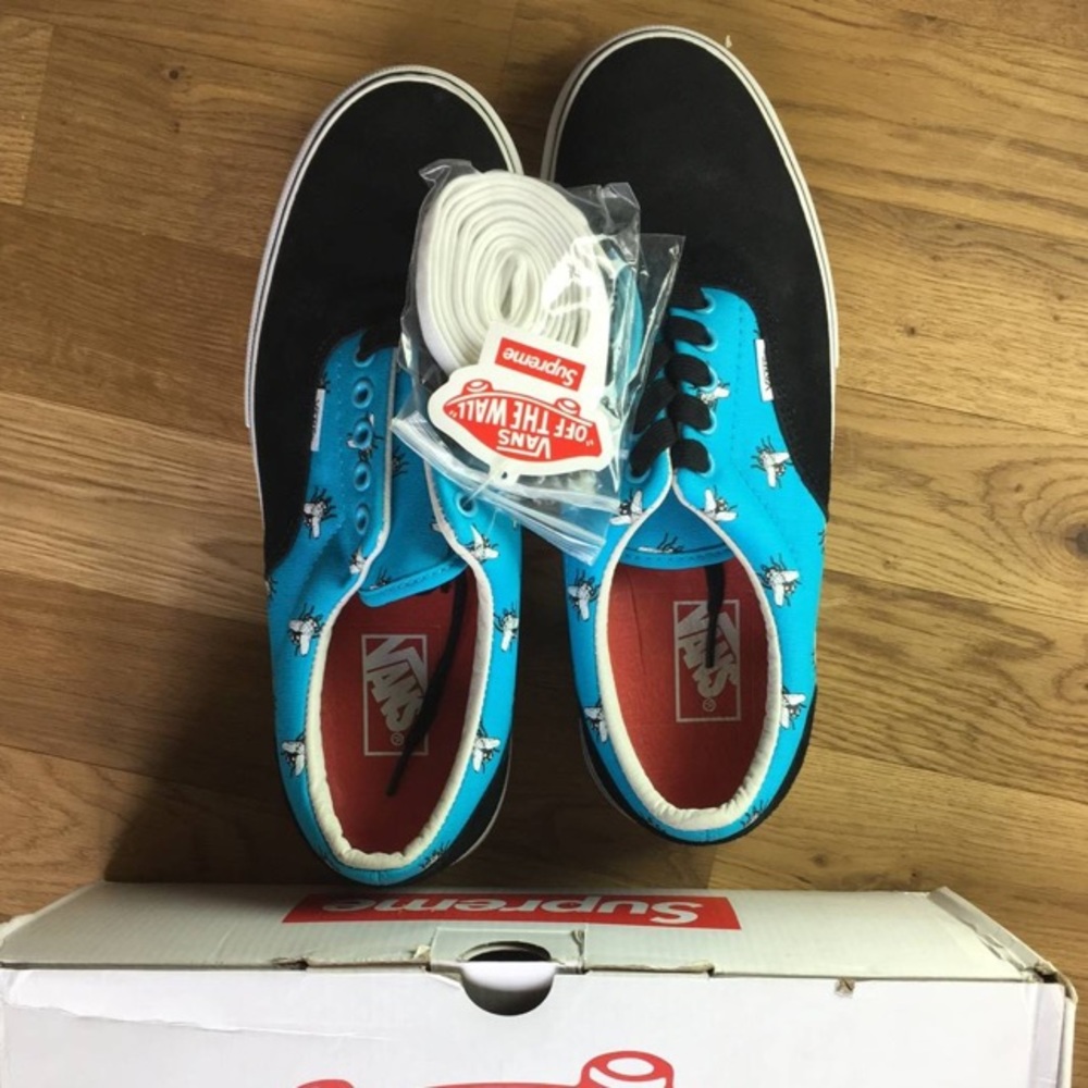 Vans x Supreme Blue Flies Old Skool 2011