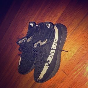 Adidas Yeezy Boost 350 V3 Black