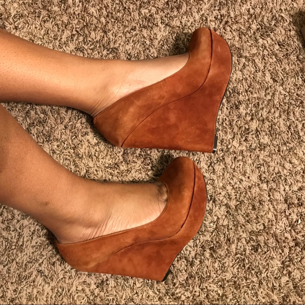 Wedge Heels - Picture 5 of 5