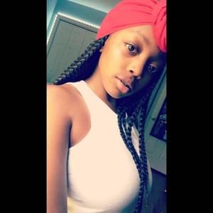 Meet your Posher, Quanisha