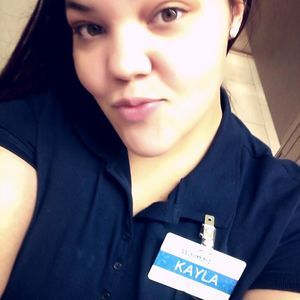 Meet your Posher, Kayla