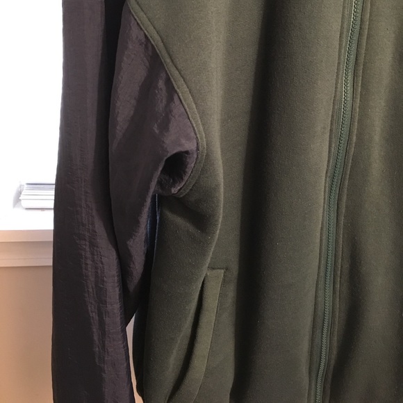 Vintage rebook jacket - Picture 2 of 3