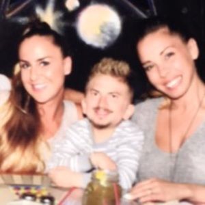 Meet your Posher, Chasen