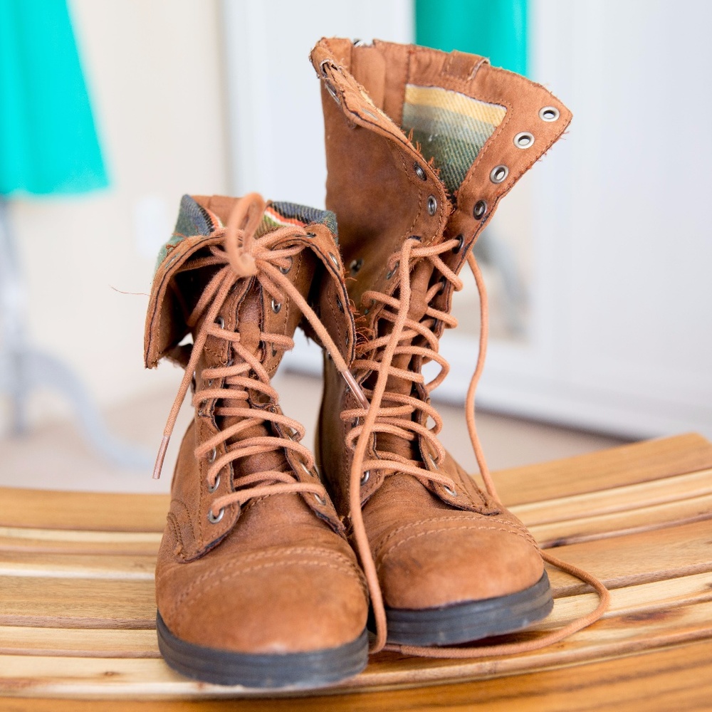 Mossimo Supply Co. Fold Over Ankle Boots - Lace up