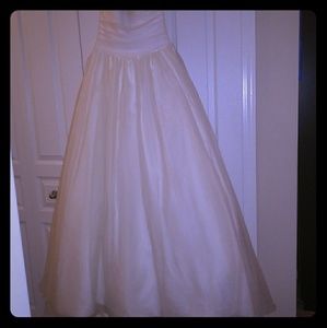 Mikaella Bridal Wedding Gown