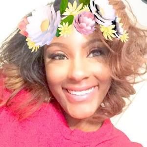 Meet your Posher, Selena