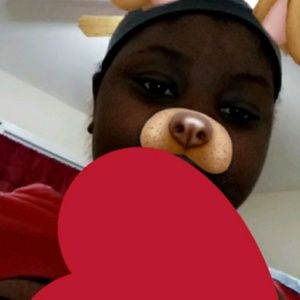 Meet your Posher, Jeanine