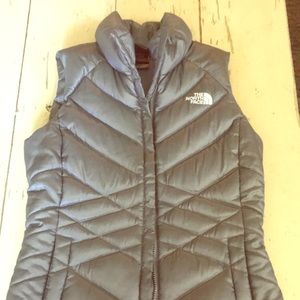 North face vest XS