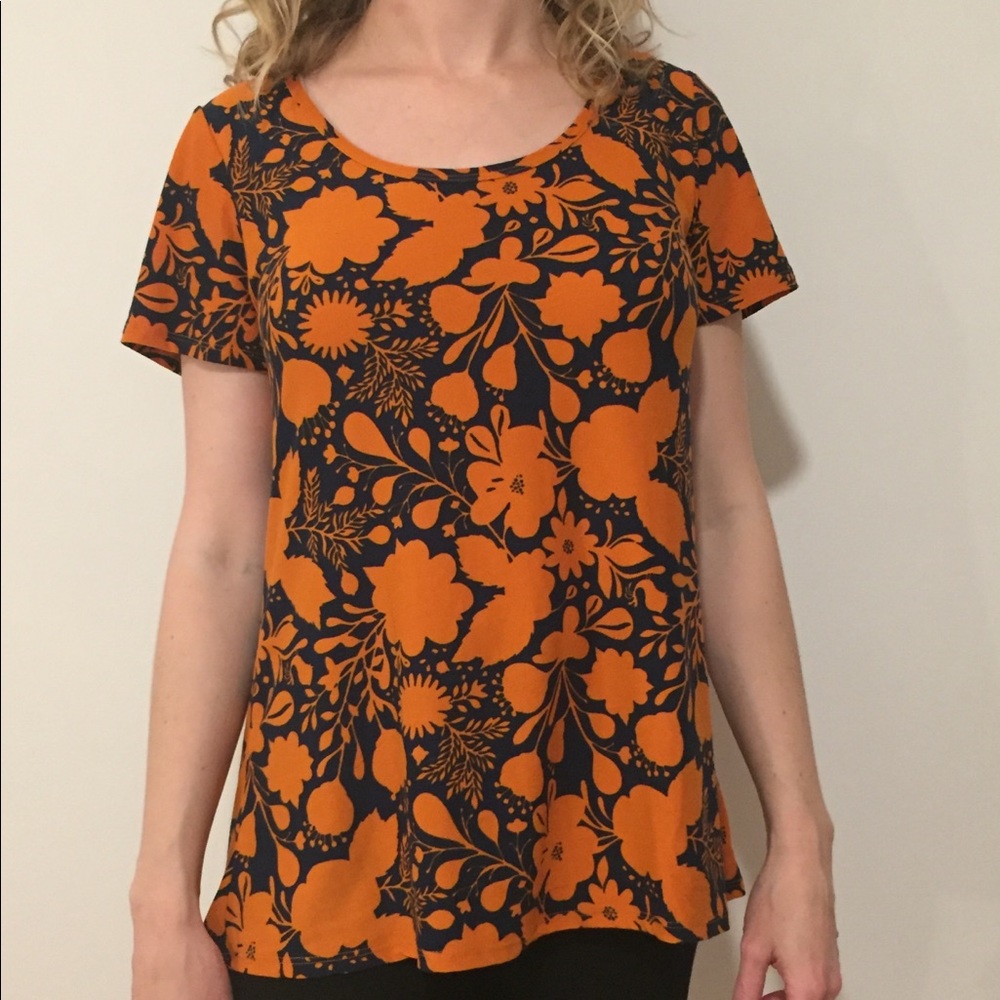LulaRoe Classic Tee