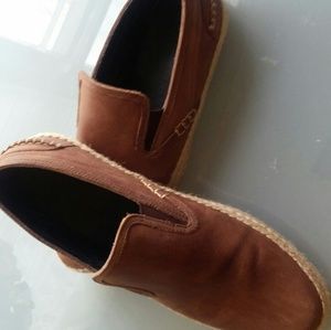 Cole Haan mens sz 8.5 leather slip on shoes