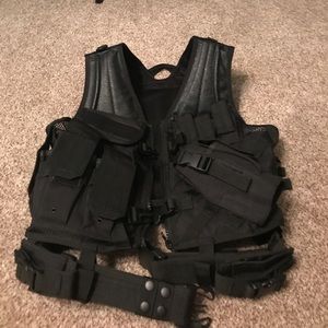 Black Tactical Vest OS
