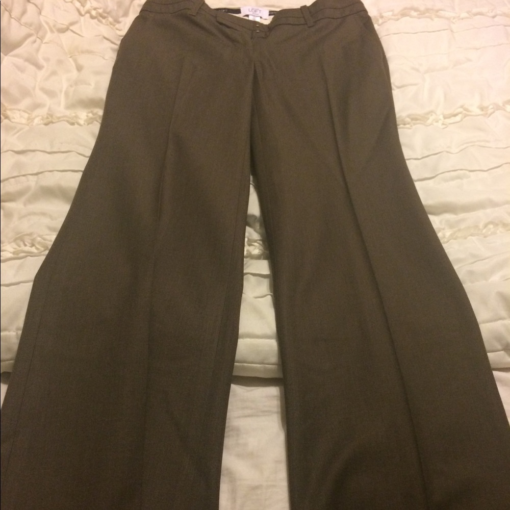 Brown, pleated pants